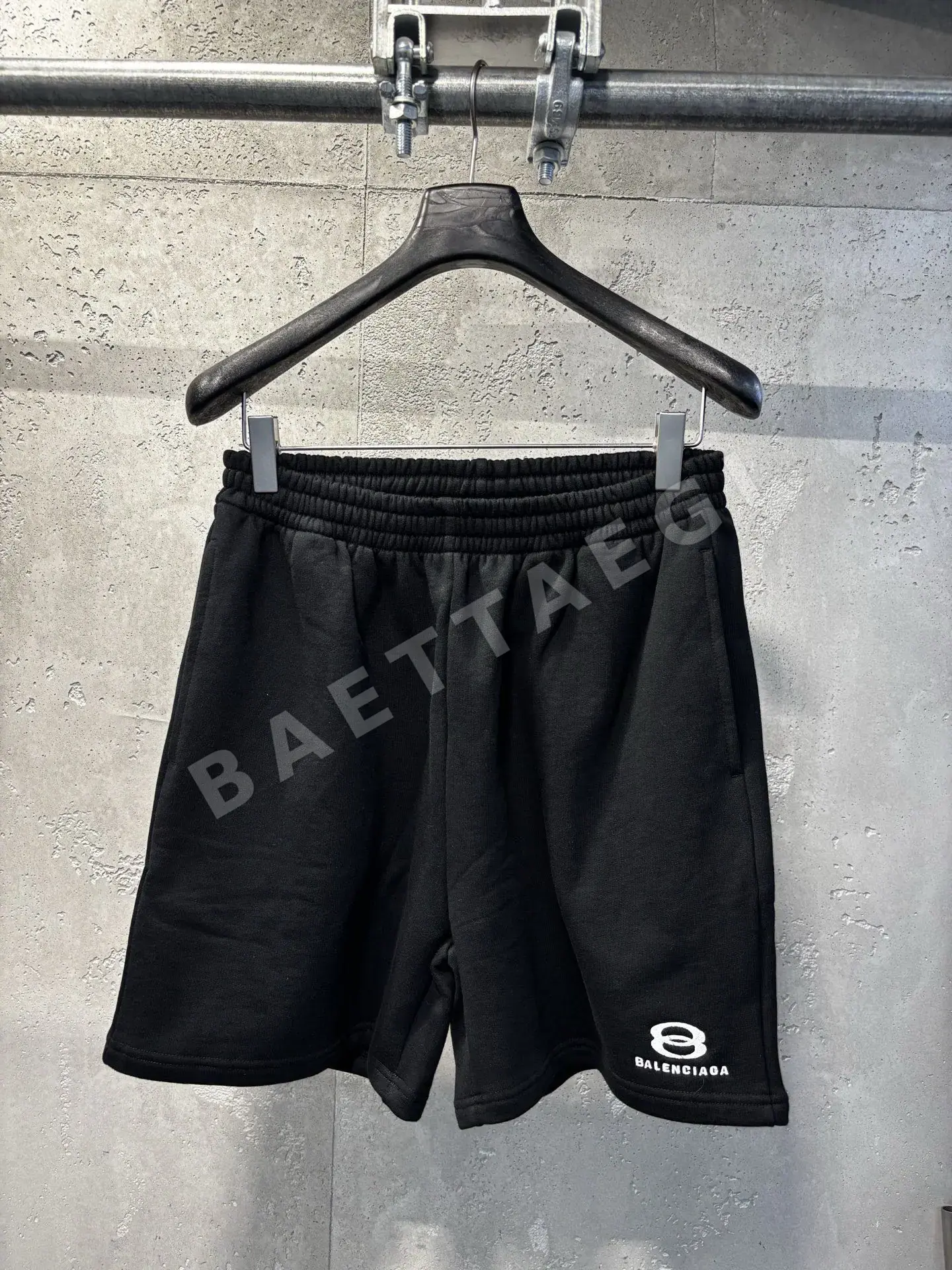 발렌시아가 남성 반바지 상세 이미지 3