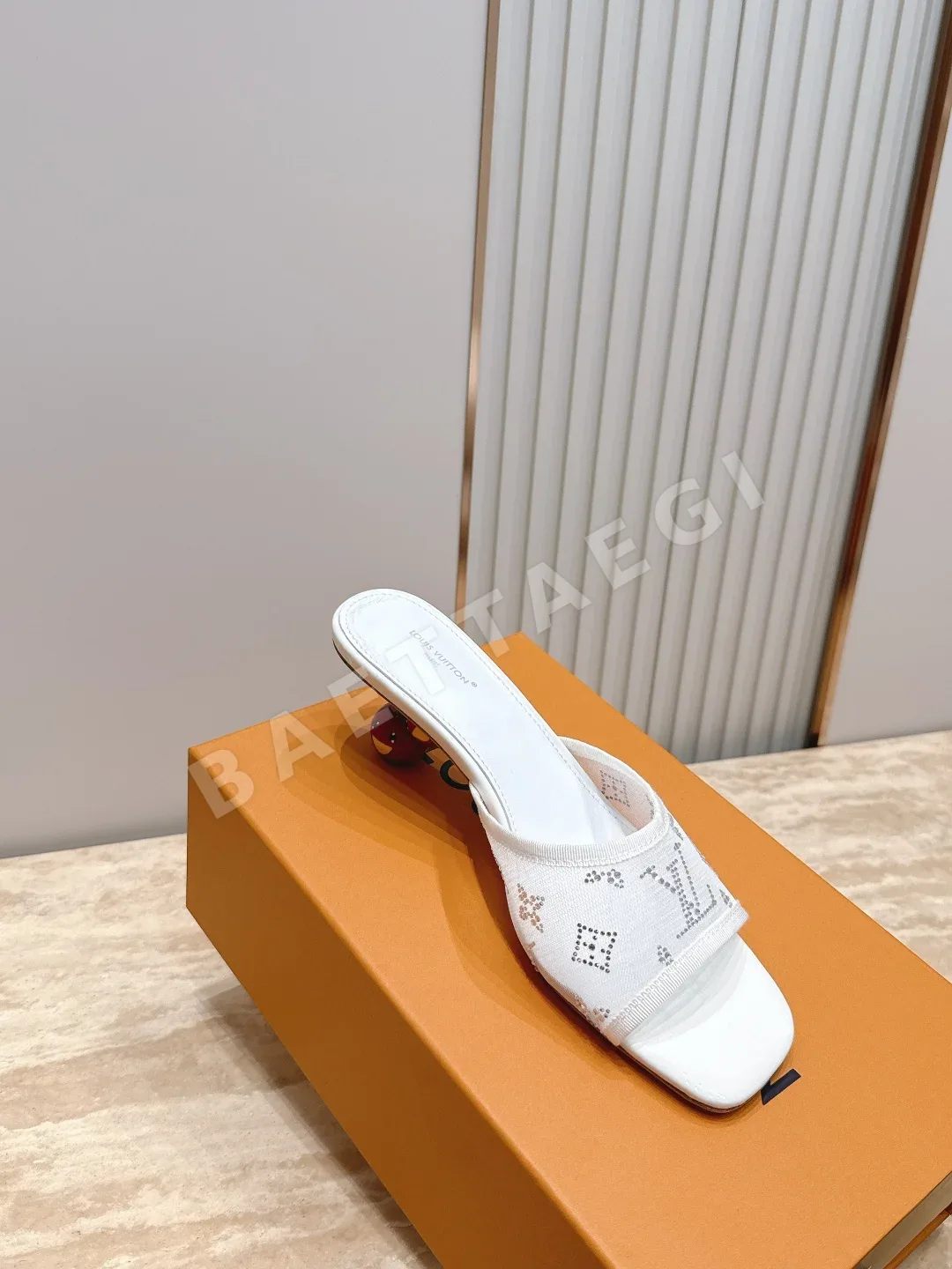 루이비통 6 AM 레이스 메시 키튼힐 샌들 상세 이미지 4