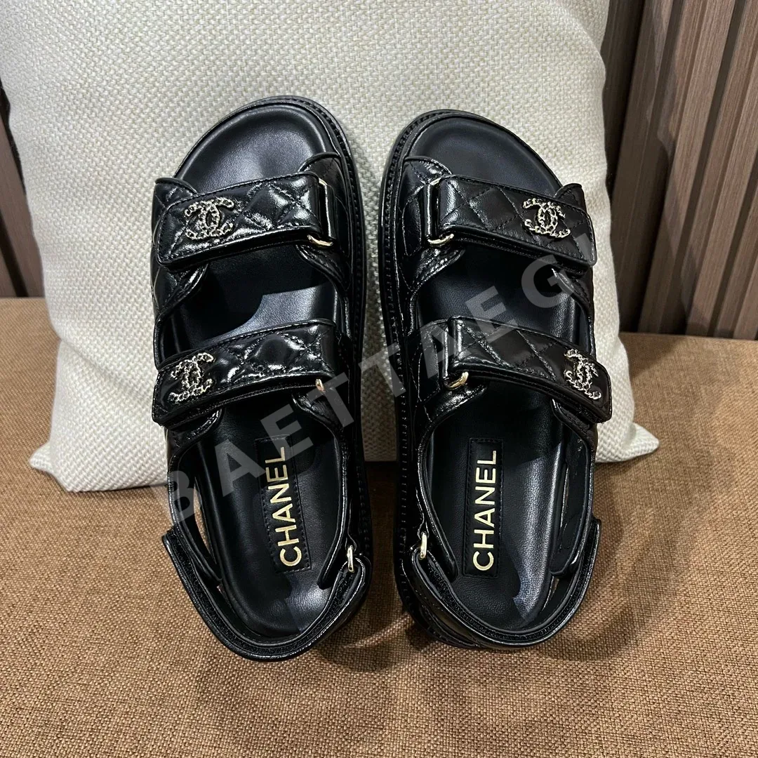 샤넬 클래식 비치 샌들 24429