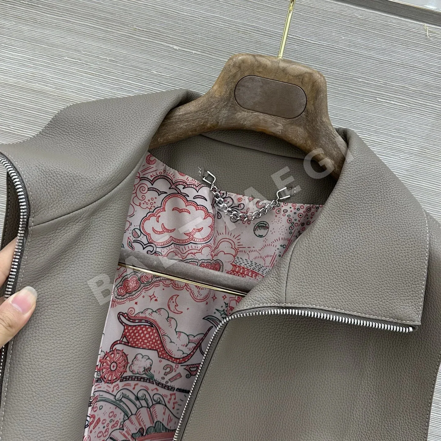 에르메스 리치 패턴 램스킨 여성 조끼 상세 이미지 4