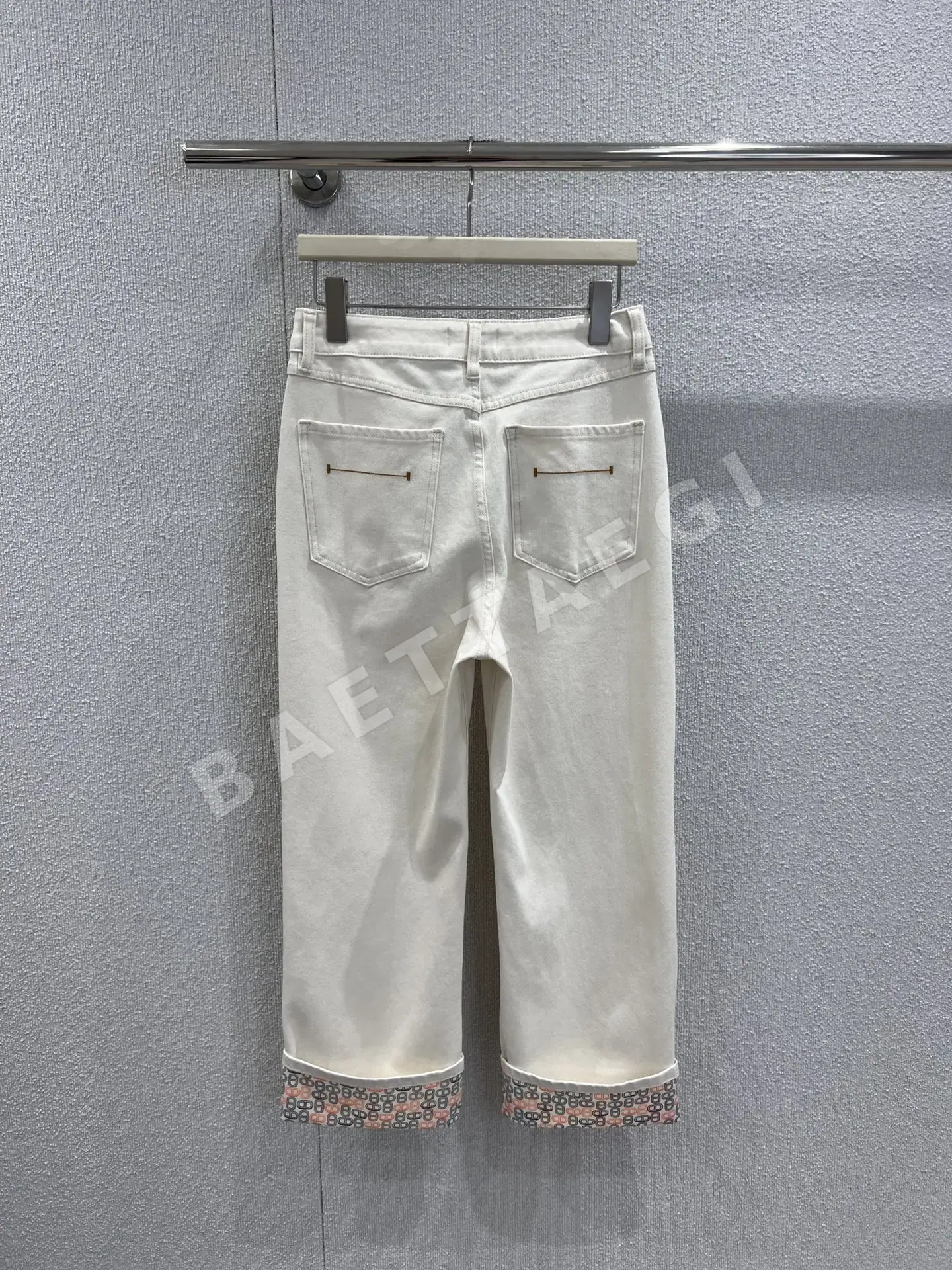 에르메스 피그노즈 프린트 롤업 데님 바지 상세 이미지 2