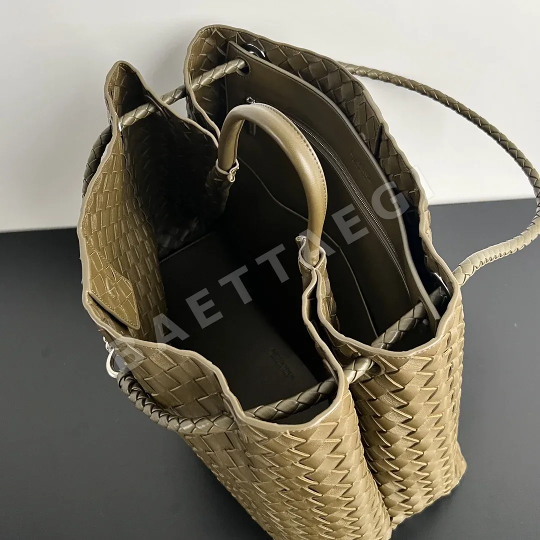 보테가베네타 안디아모 나파 가죽 핸드백 743575 4581 상세 이미지 7