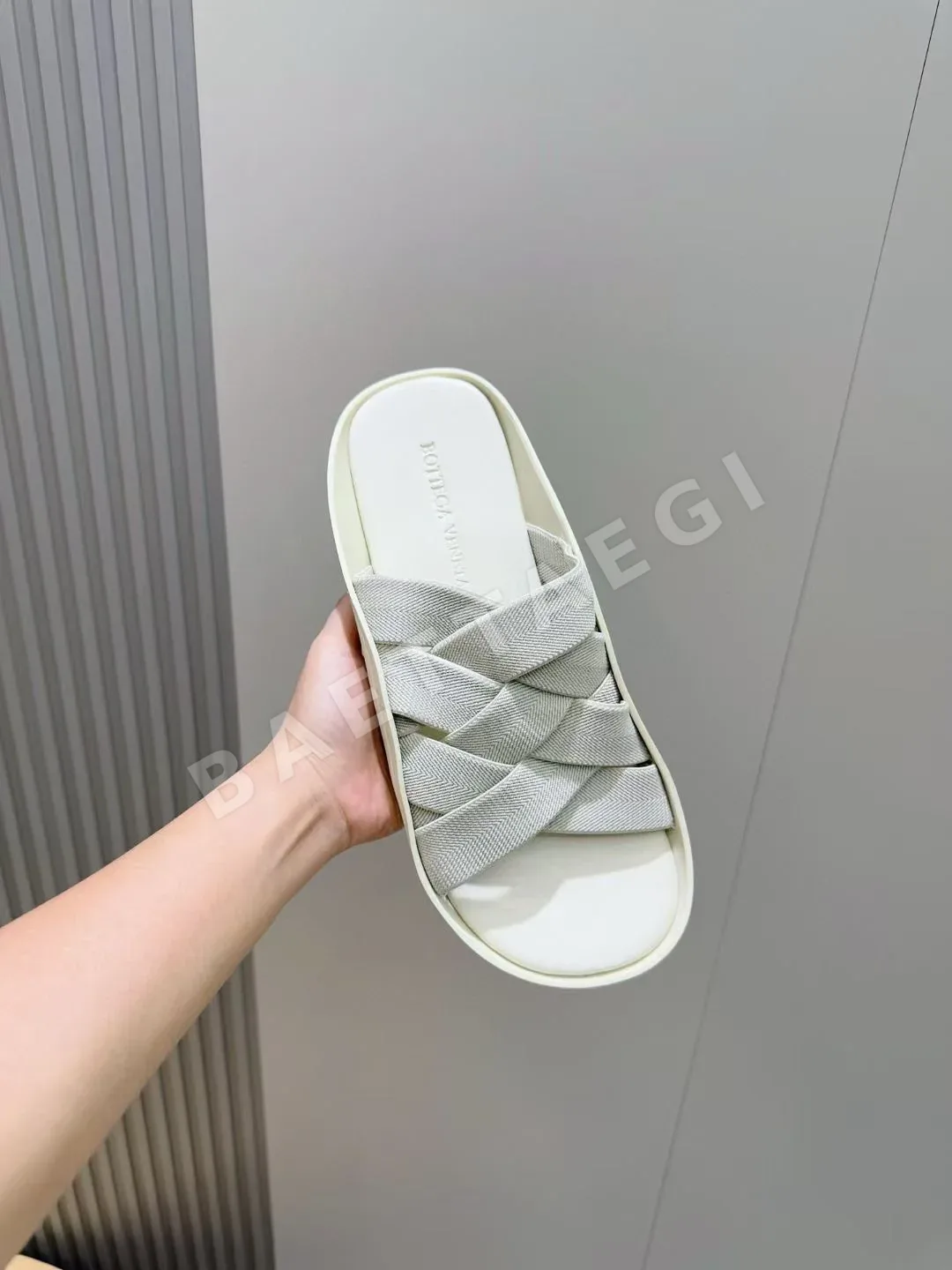 보테가베네타 웨이브 뮬 샌들 상세 이미지 6