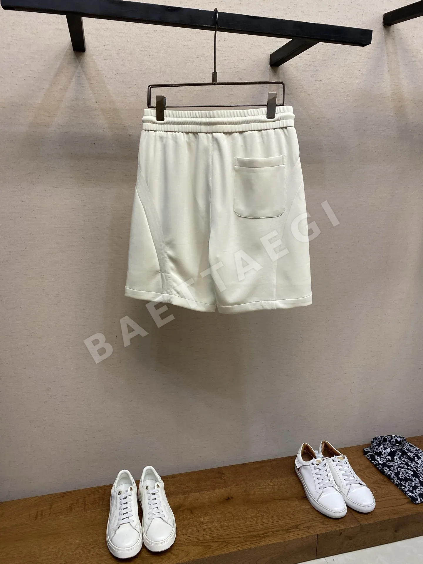 발렌시아가 남성 반바지 상세 이미지 2