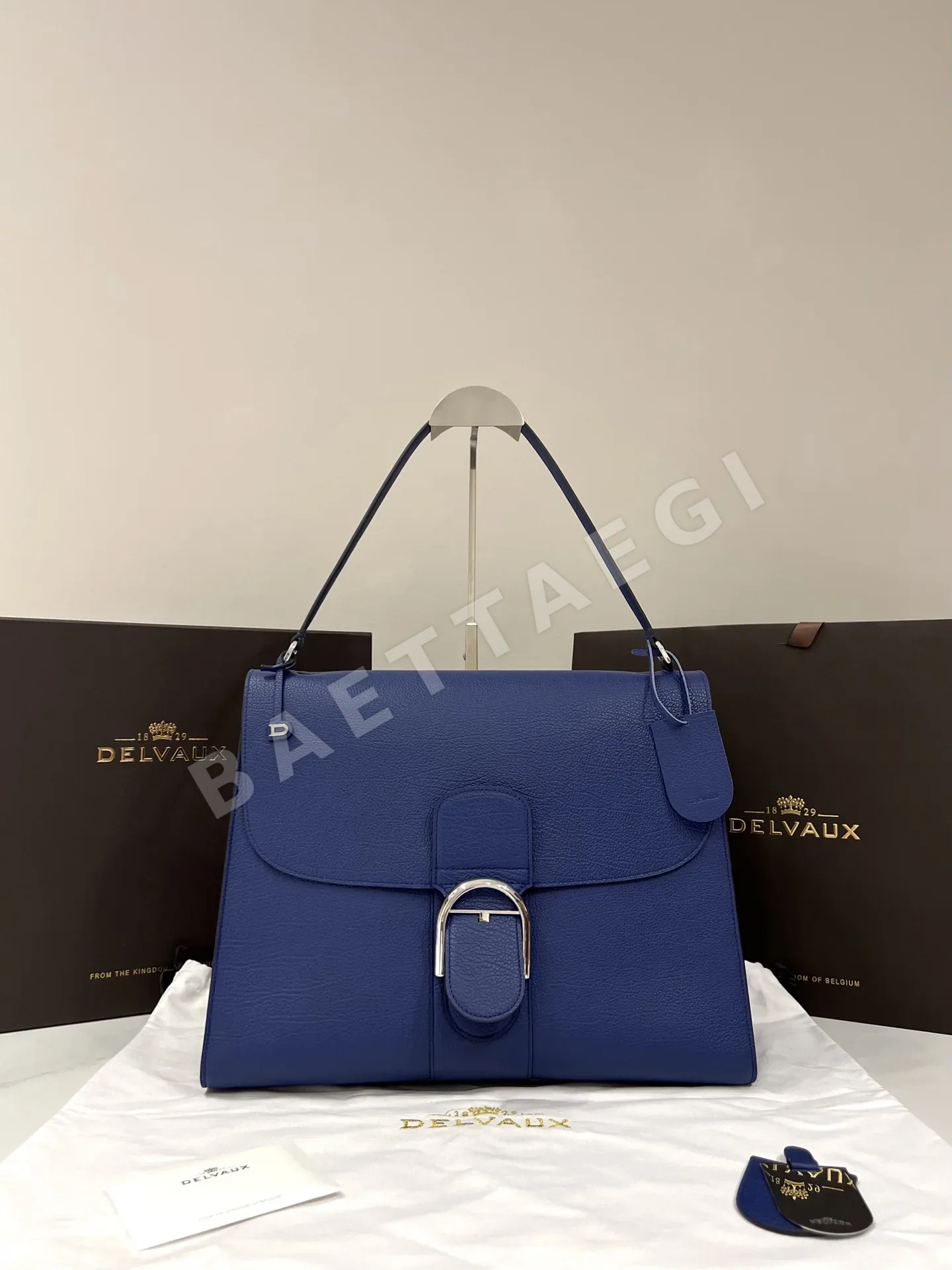 델보 템포 라지 토트백 190978