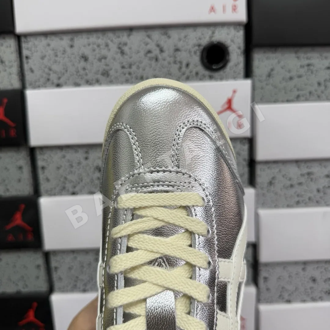 오니츠카타이거 [QC] 멕시코 66 1183B566-021 202278 Onitsuka Tiger Mexico 66 Silver Off 상세 이미지 4