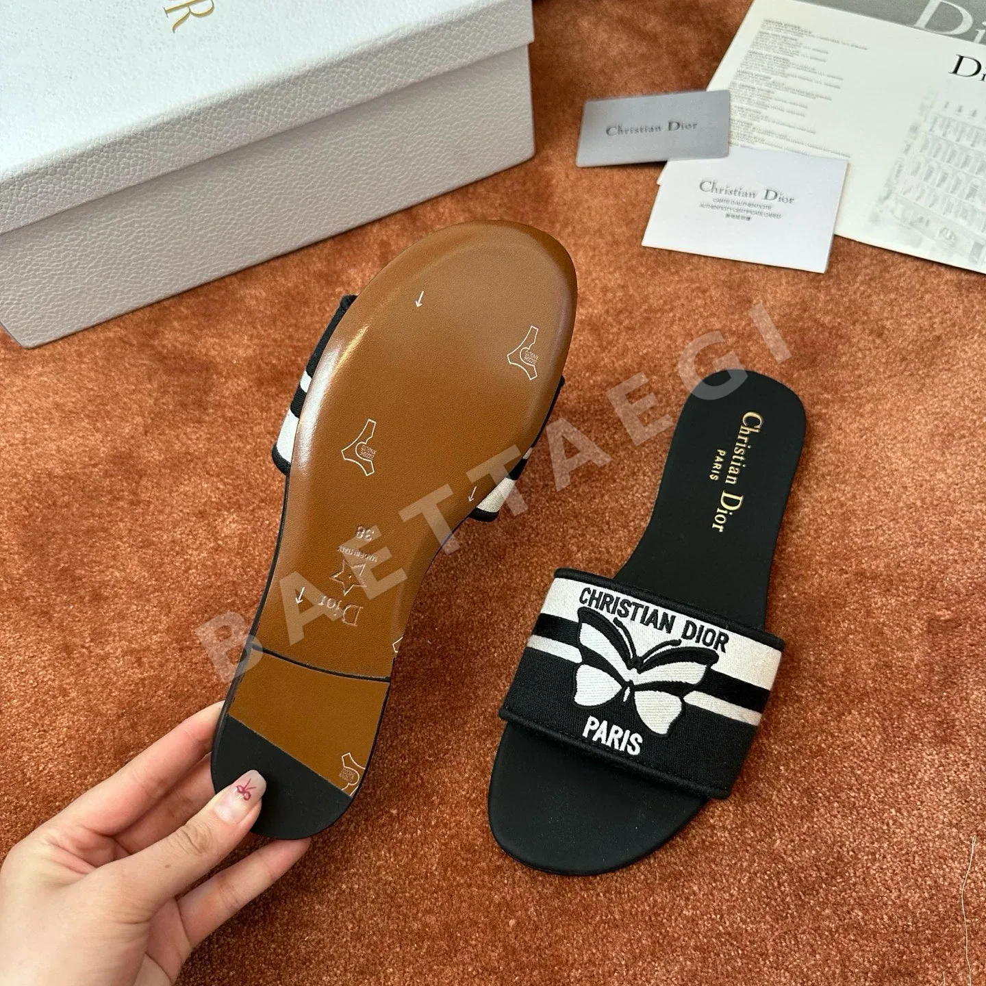 디올 신발 상세 이미지 5