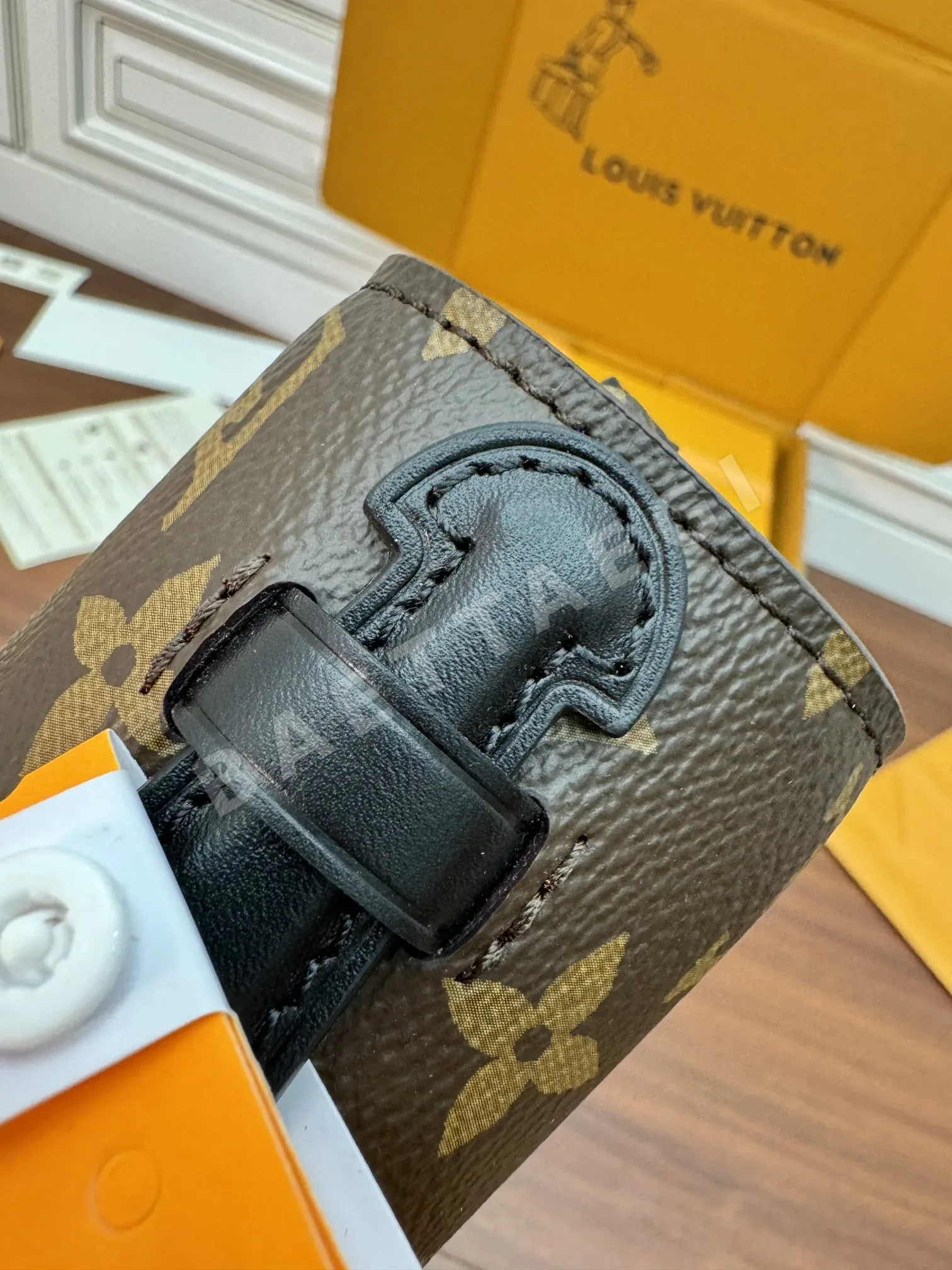 루이비통 M11941 가방 상세 이미지 7