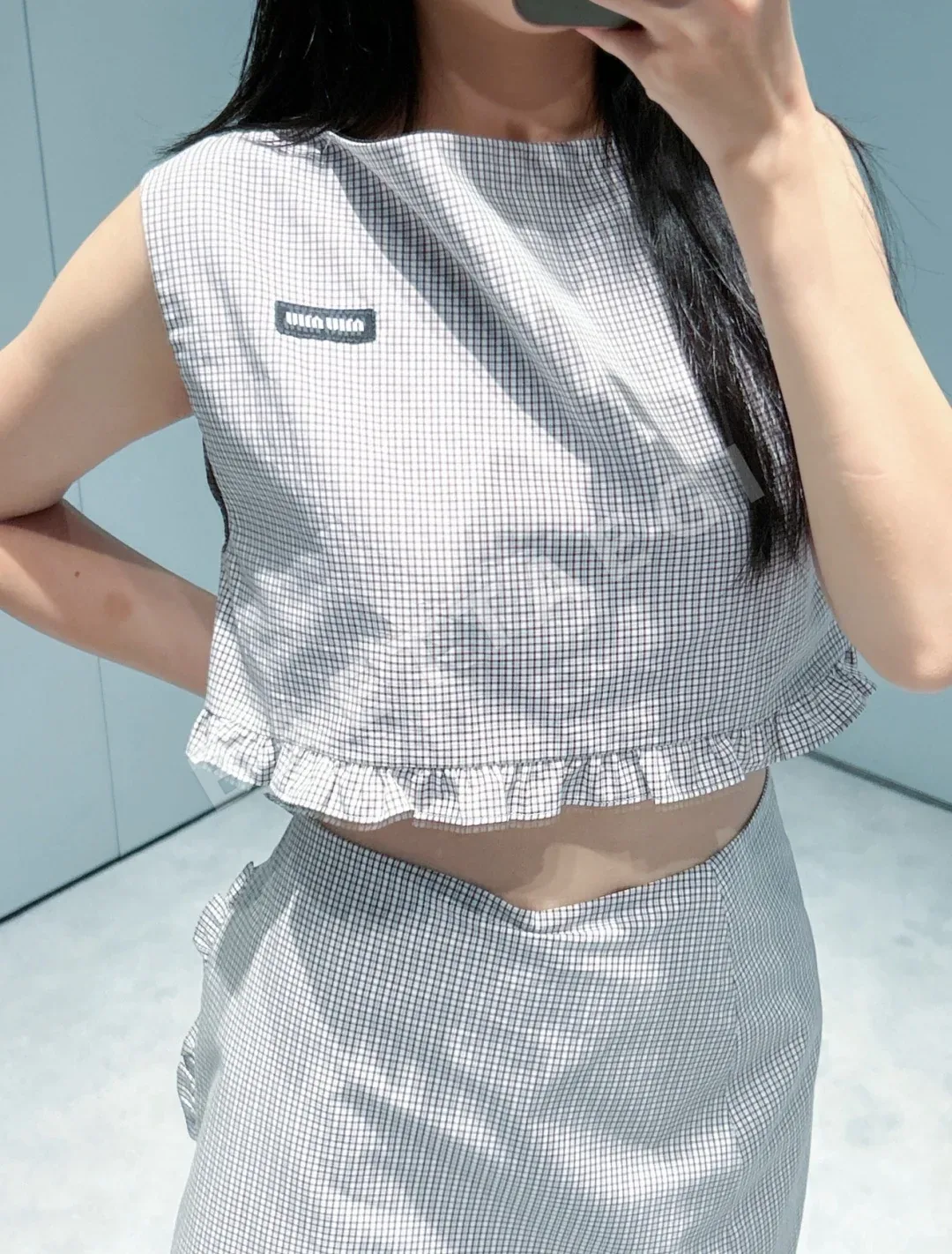미우미우 레트로 체크 코튼 반팔 티셔츠 상세 이미지 5