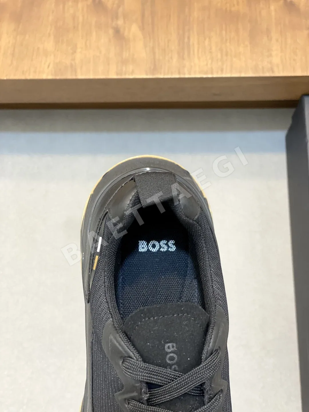 보스 스니커즈 가죽 BOSS 로고 엠보싱 상세 이미지 7