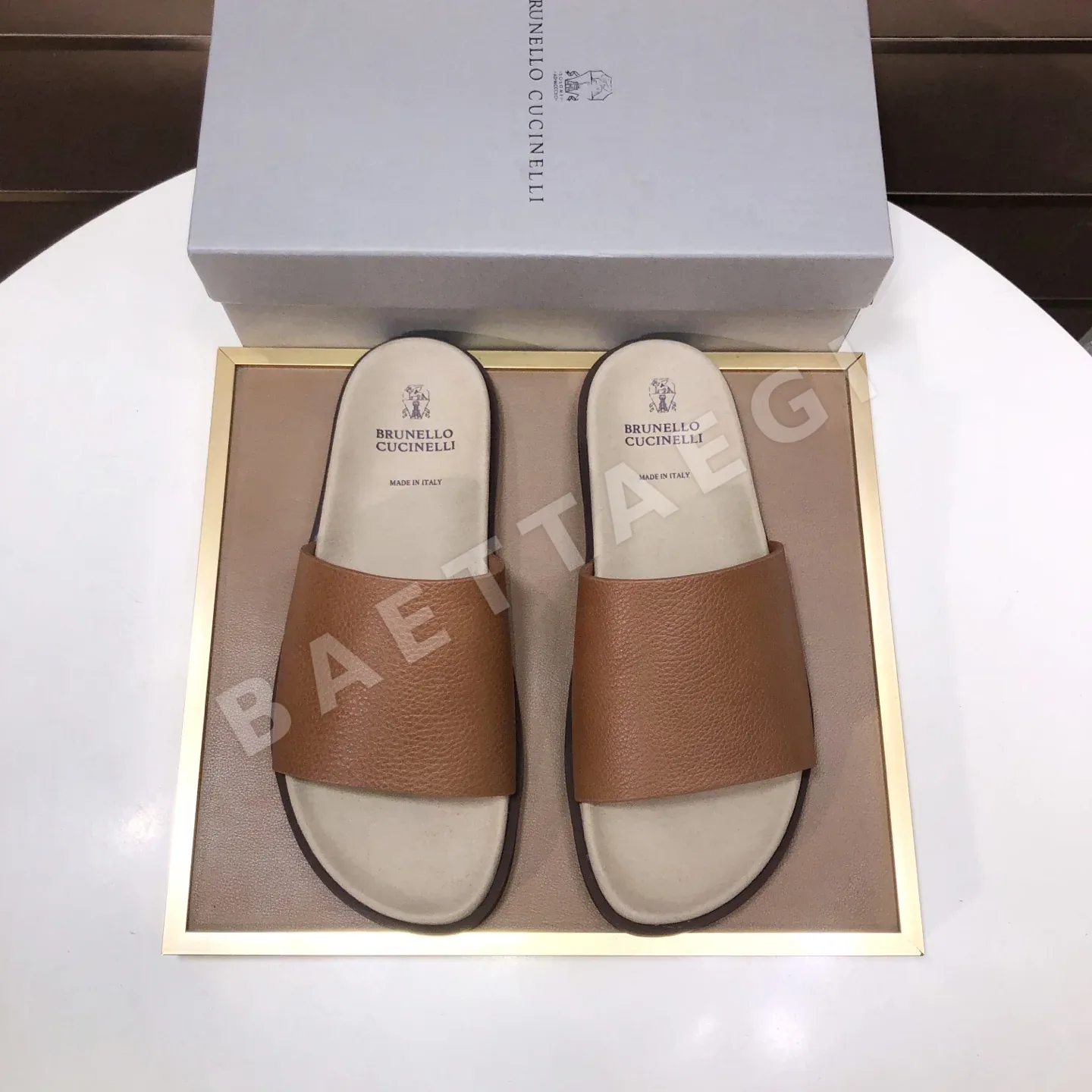 브루넬로쿠치넬리 여름 슬리퍼 23624