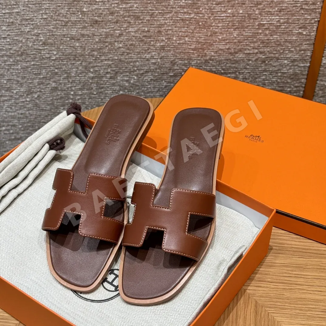 에르메스 오란 슬리퍼 117458