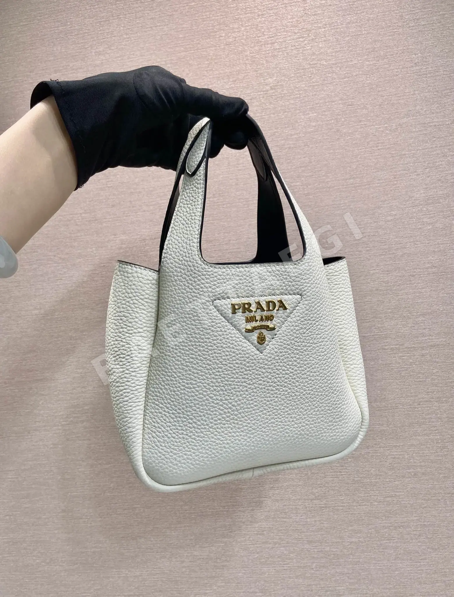 프라다 미니 쇼핑 바스켓 가방 1BA349 122835