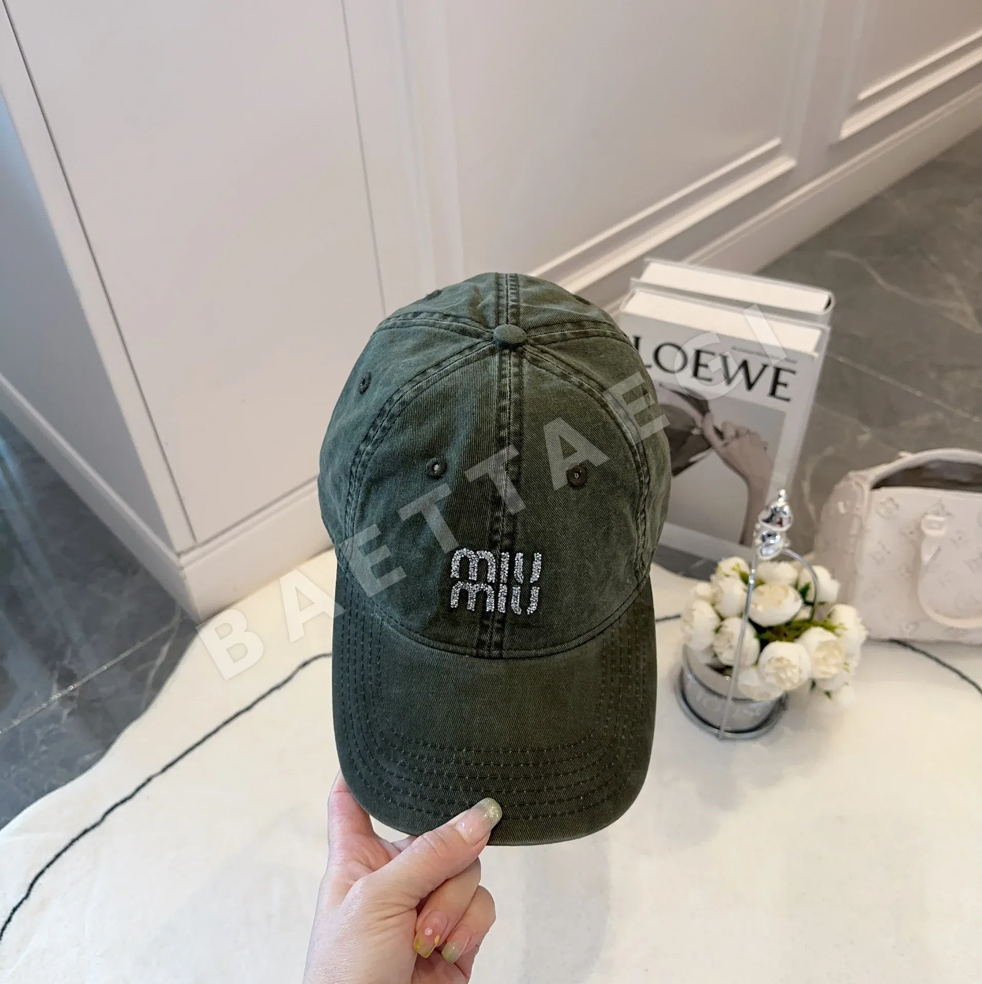 미우미우 레터 타이다이 워시드 베이스볼 모자 상세 이미지 2