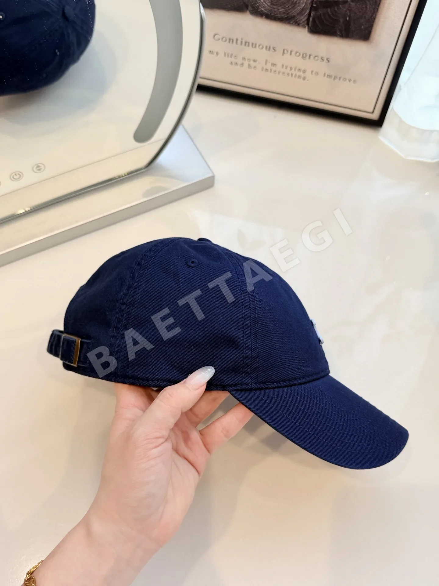 셀린느 소프트 워시드 코튼 야구모자 상세 이미지 6