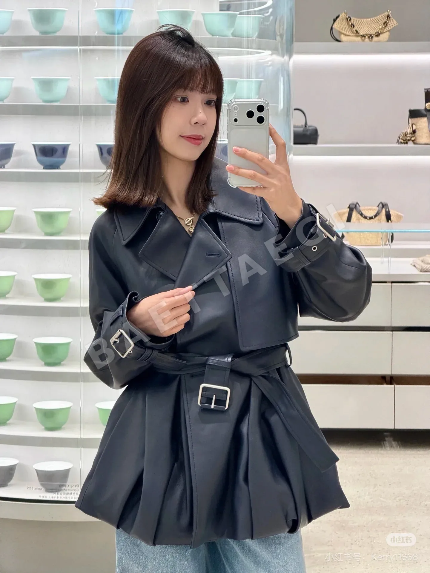 로에베 램스킨 레트로 여성 자켓 154090