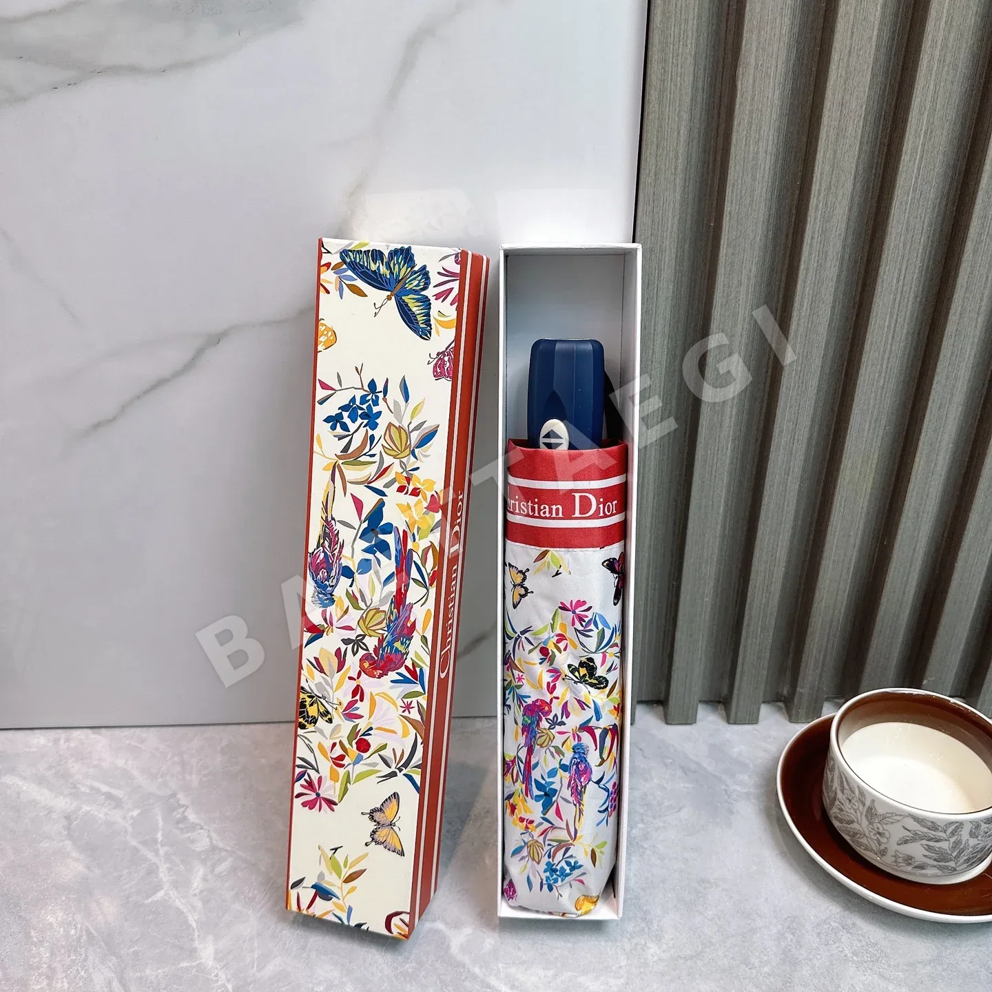 디올 3단 전자동 자외선 차단 우산 85644