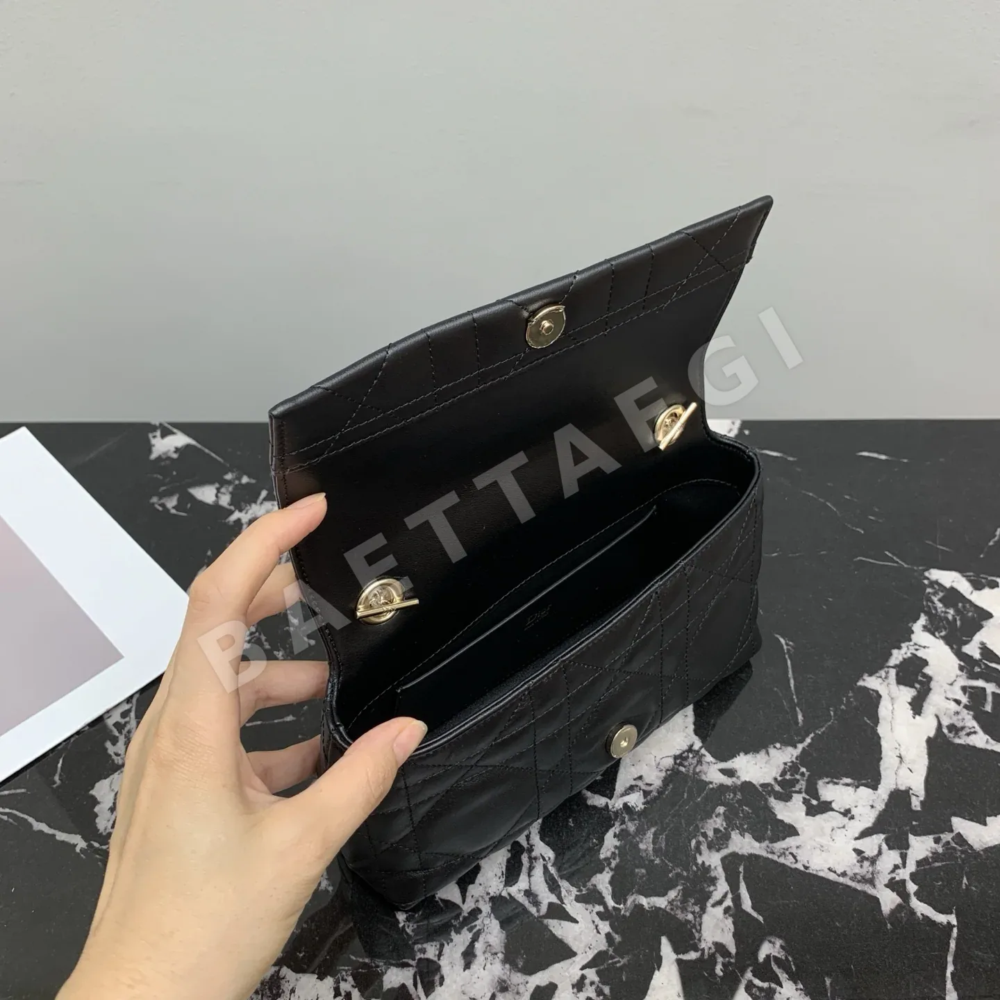 디올 리본 장식 램스킨 미니 탑핸들 가방 상세 이미지 7