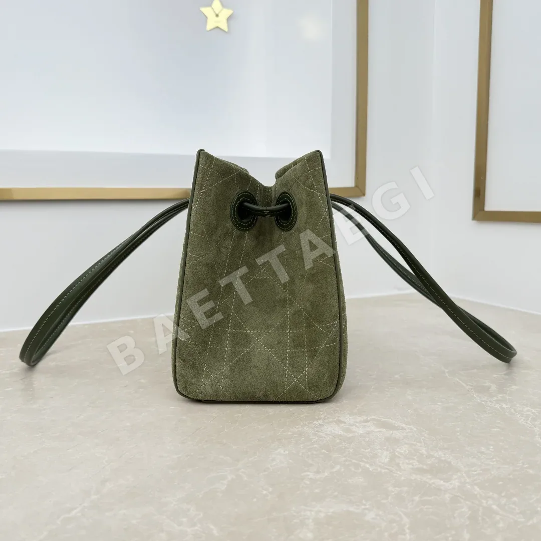 디올 프롬나드 토트백 스웨이드 가방 상세 이미지 7