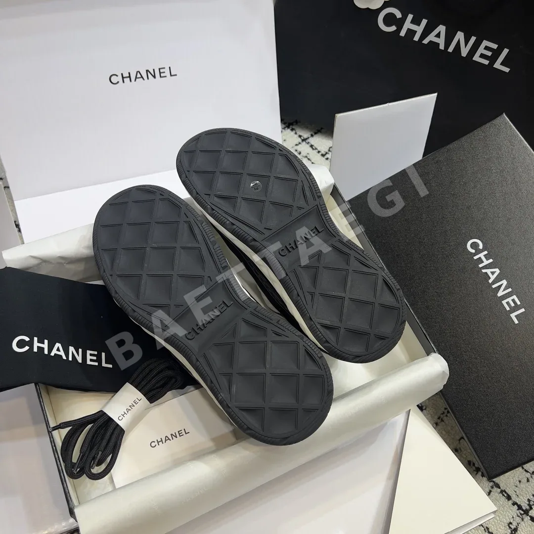 샤넬 블랙&화이트 팬더 쿠션 캐주얼 신발 상세 이미지 7