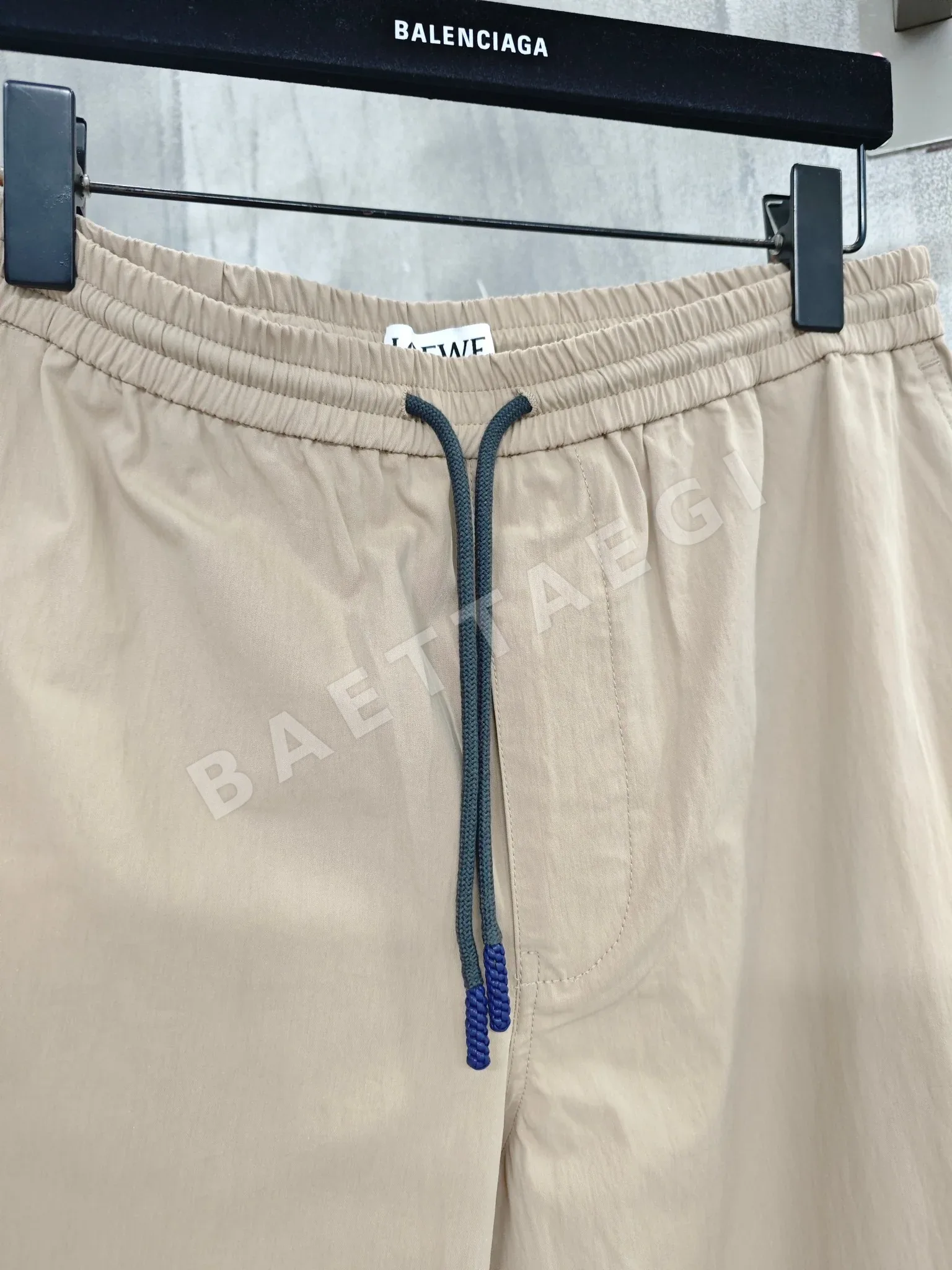 로에베 더블 L 자수 면 울 혼방 남성 바지 상세 이미지 4
