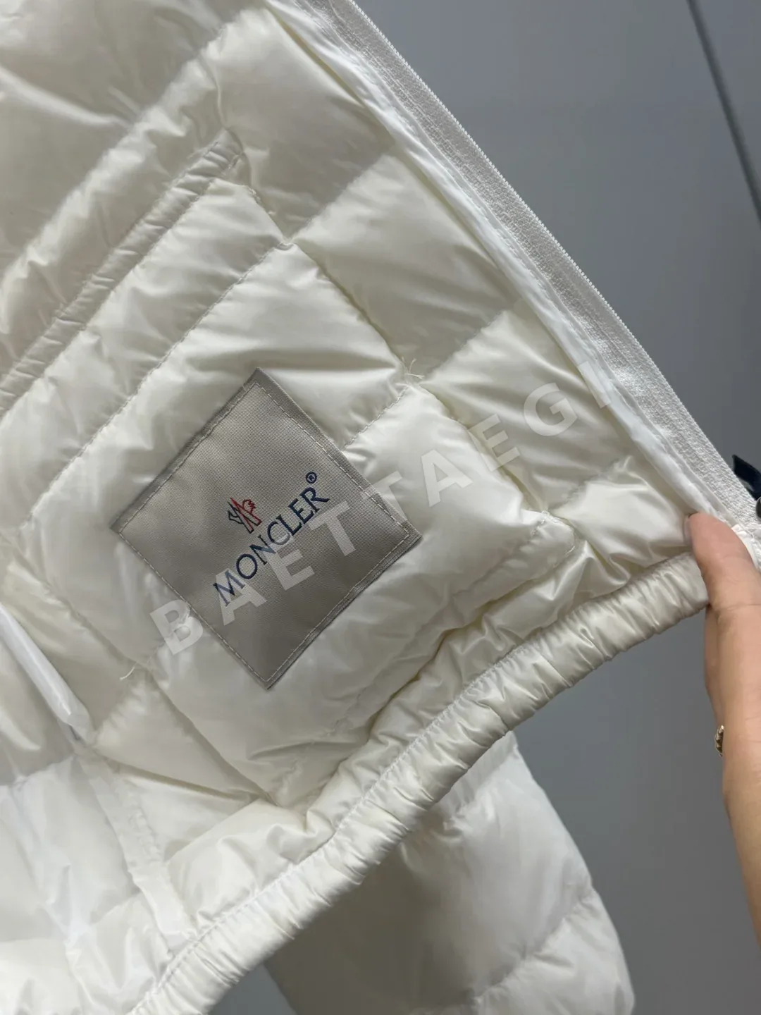 몽클레르 랑스 숏 스탠드카라 여성 패딩 상세 이미지 7