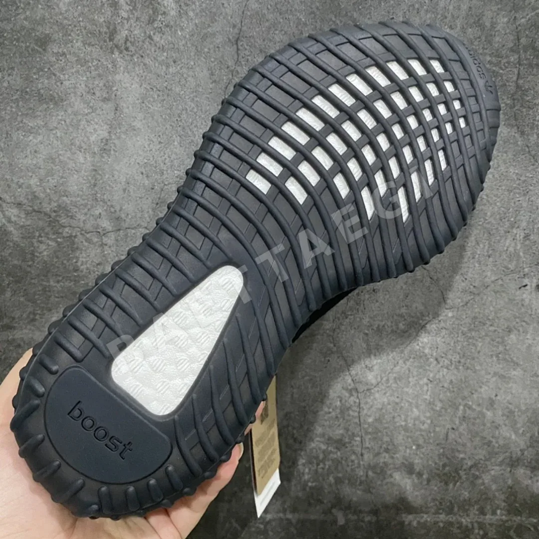 아디다스 이지 350 HQ4540 200683 Adidas Yeezy 350 상세 이미지 2