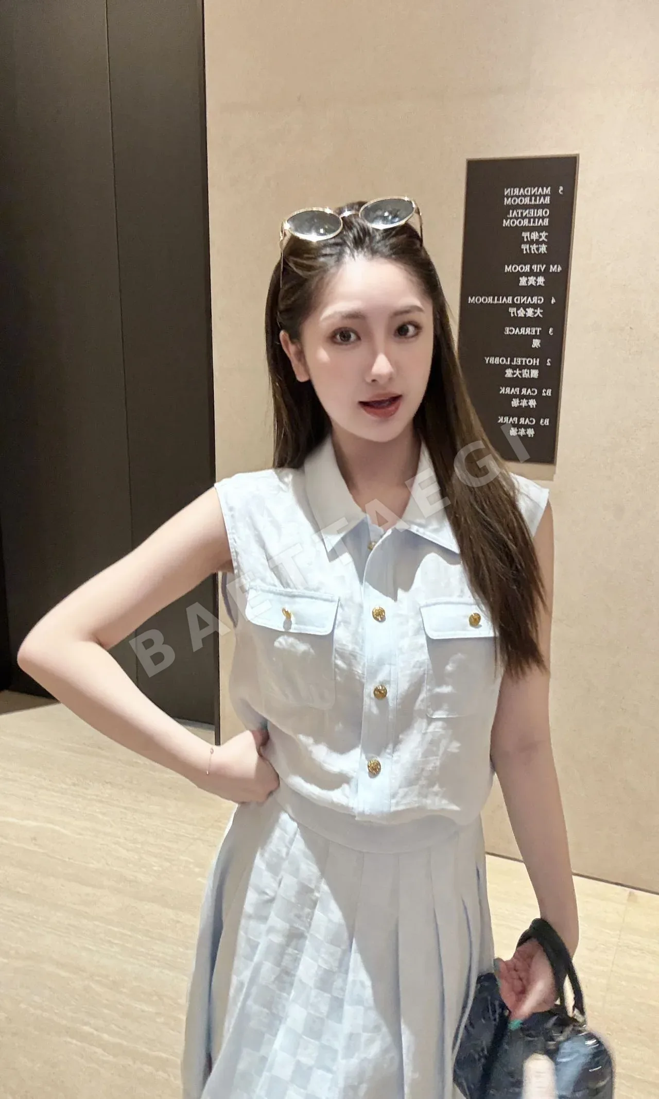 루이비통 체크 자카드 플리츠 베스트 세트 상세 이미지 9