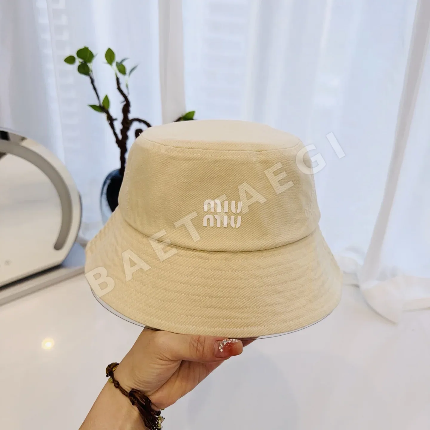 미우미우 모자 81303 Miu Miu Cap 상세 이미지 6