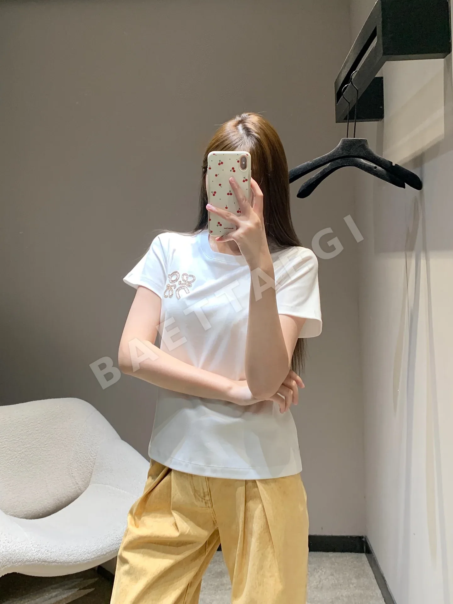 로에베 자수 크루넥 반팔 티셔츠 상세 이미지 9