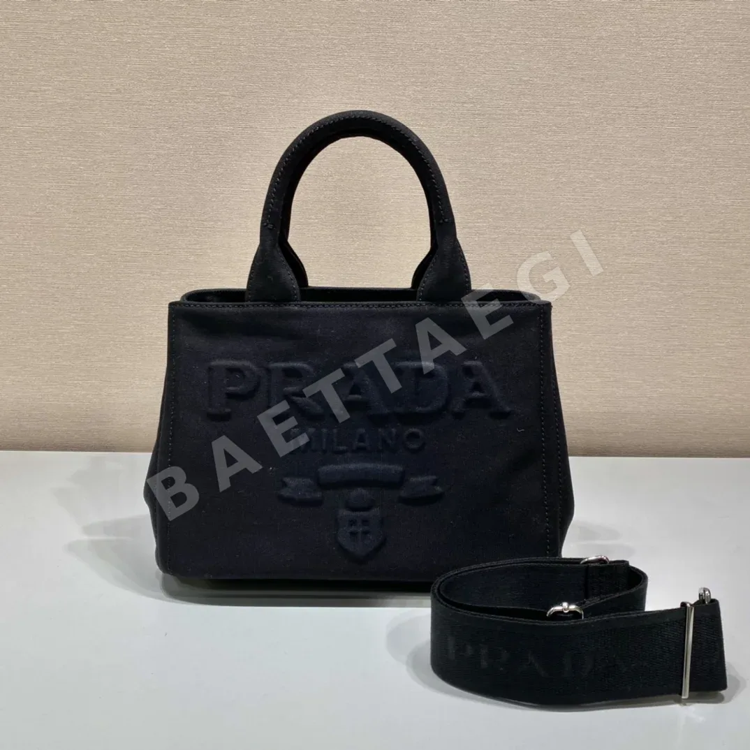 프라다 3D 문자 라벨 린넨 핸드백 1BG439 상세 이미지 2