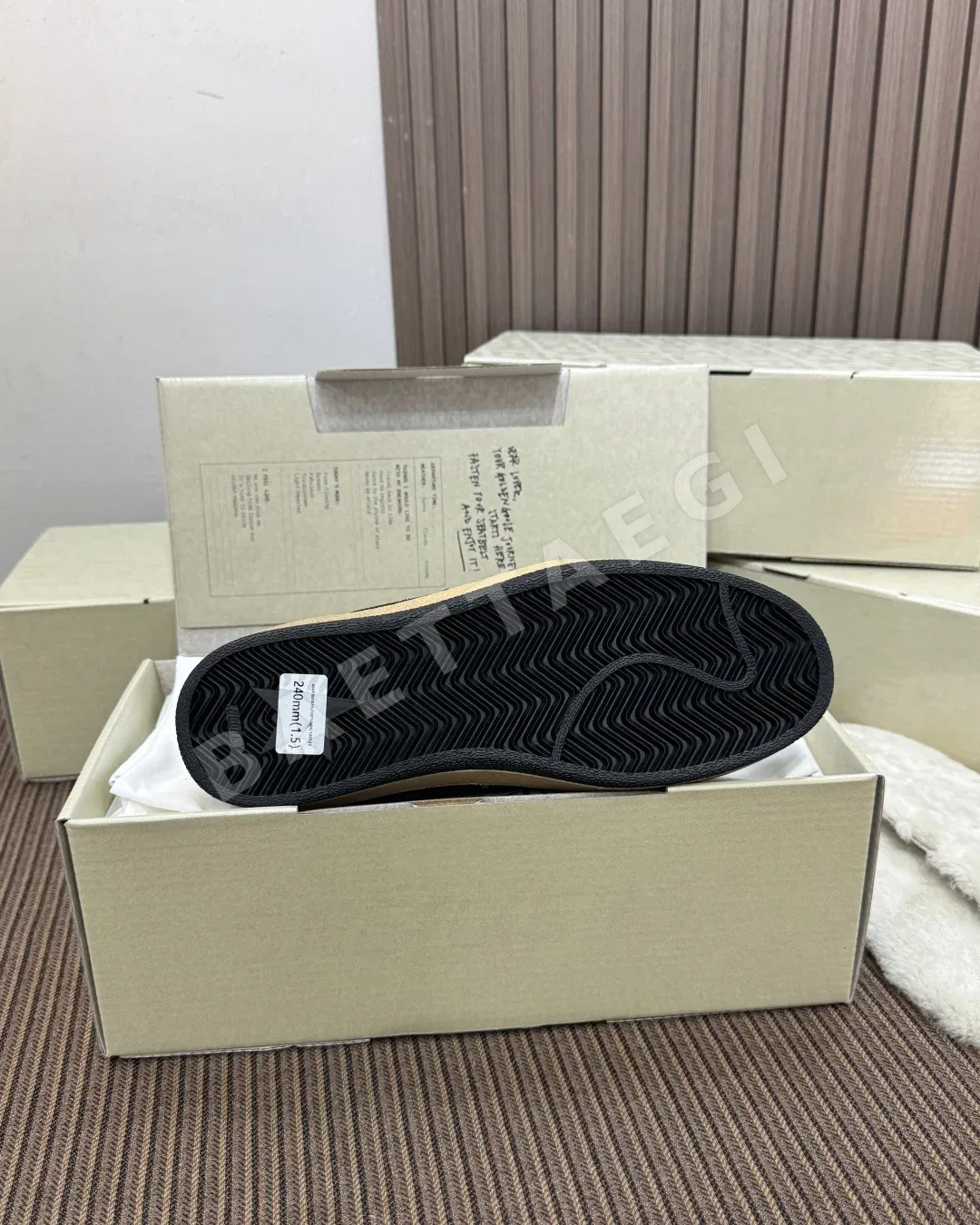 골든구스 스니커즈 가죽 SNEAKERS 레터링 상세 이미지 9