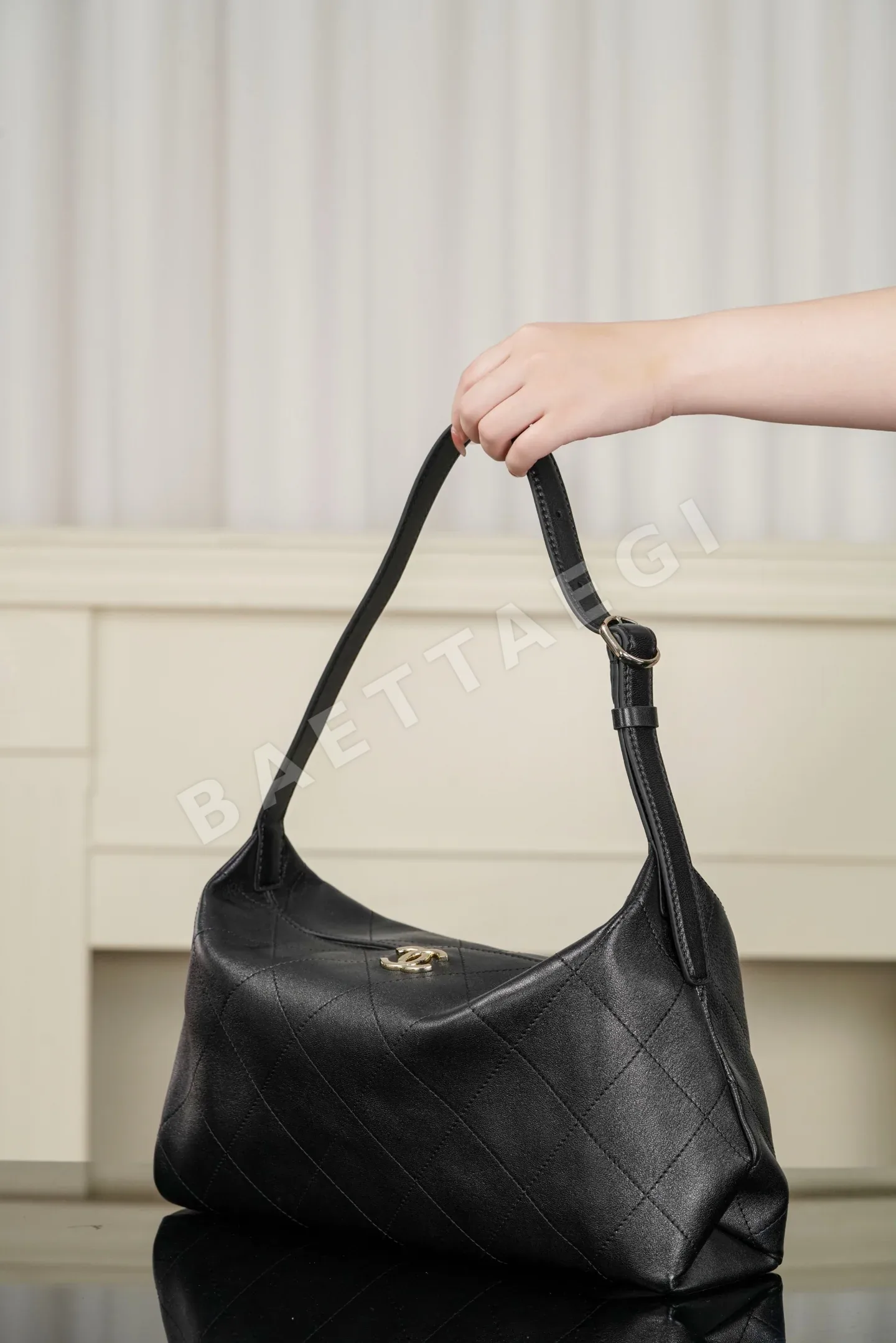 샤넬 CHANEL 샤넬 맥시 호보 백 AS6140 상세 이미지 3