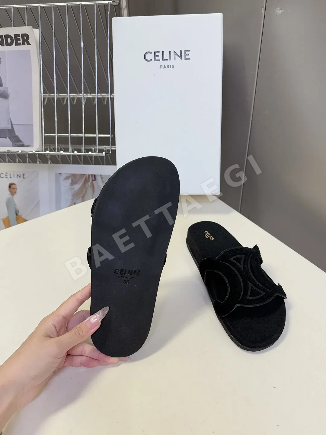 셀린느 개선문 패턴 슬리퍼 상세 이미지 9