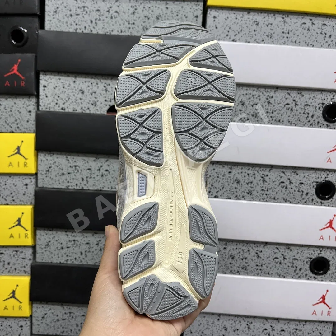 아식스 [RT] 젤 NYC 1203A372-600 200375 Asics Gel-NYC Ivory Mid Grey 상세 이미지 9