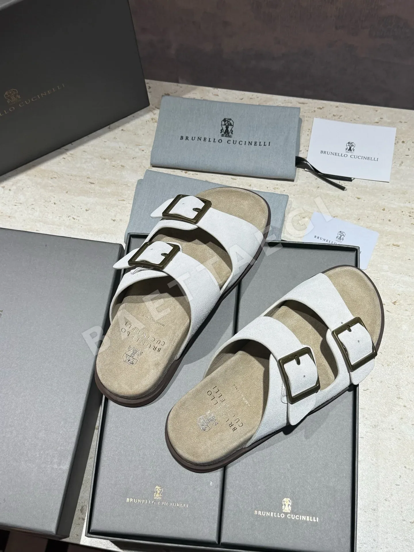 브루넬로쿠치넬리 남성 스웨이드 비치샌들 상세 이미지 2