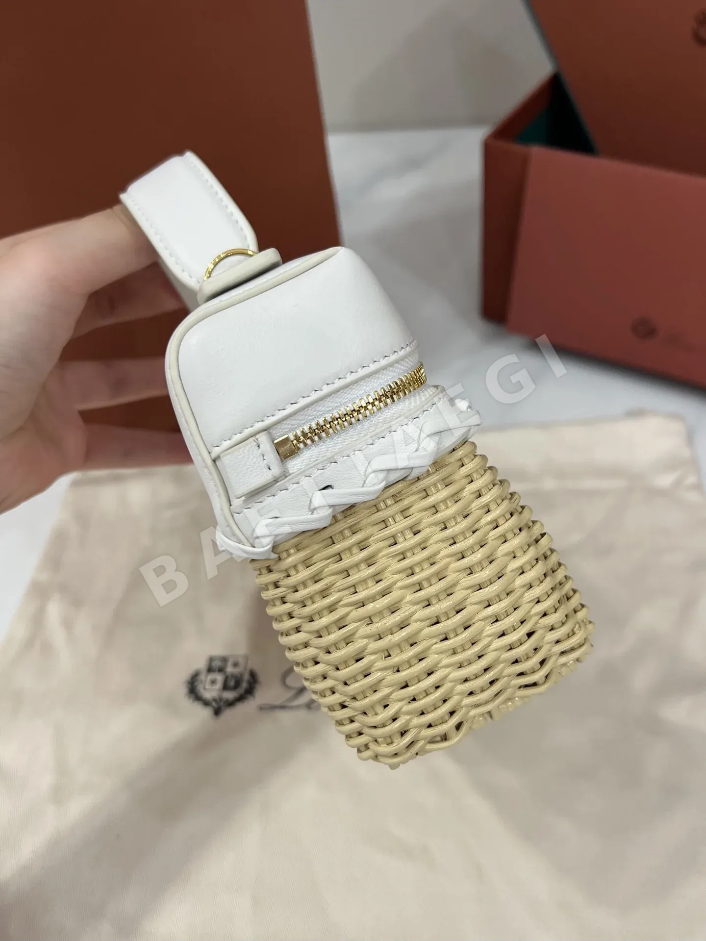 로로피아나 대나무 소가죽 패치워크 가방 상세 이미지 3
