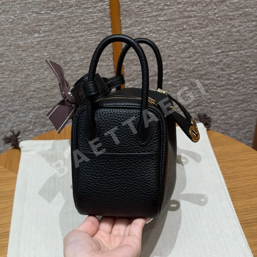 에르메스 린디 미니 가죽 가방 상세 이미지 3