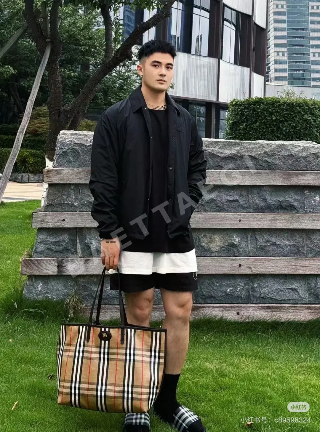 버버리 린넨 면 혼방 송아지가죽 트리밍 숄더백 상세 이미지 9