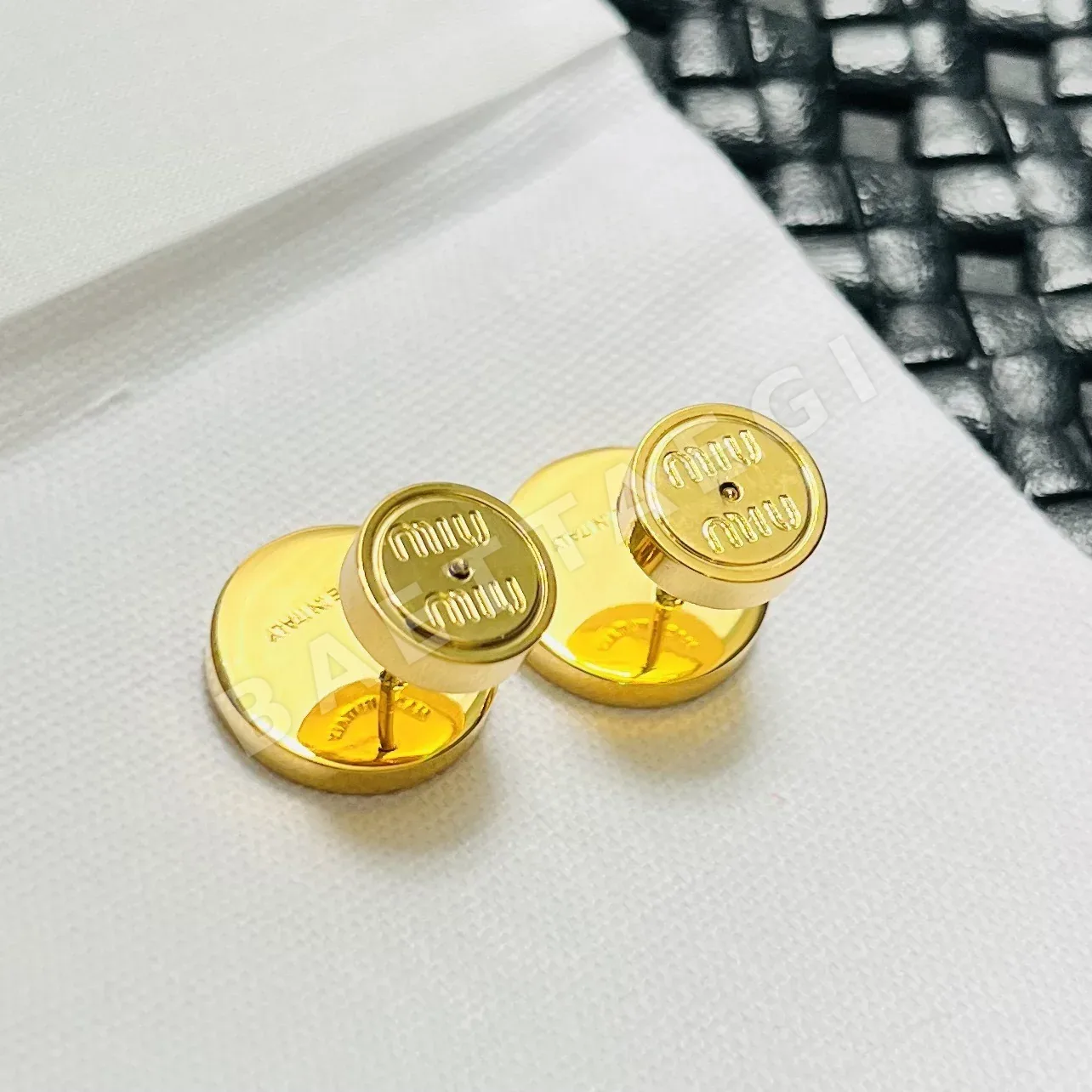 미우미우 귀걸이 61103 Miu Miu Earrings 상세 이미지 10