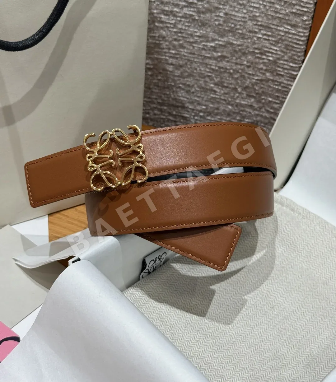 로에베 아나그램 양면 가죽 벨트 상세 이미지 2