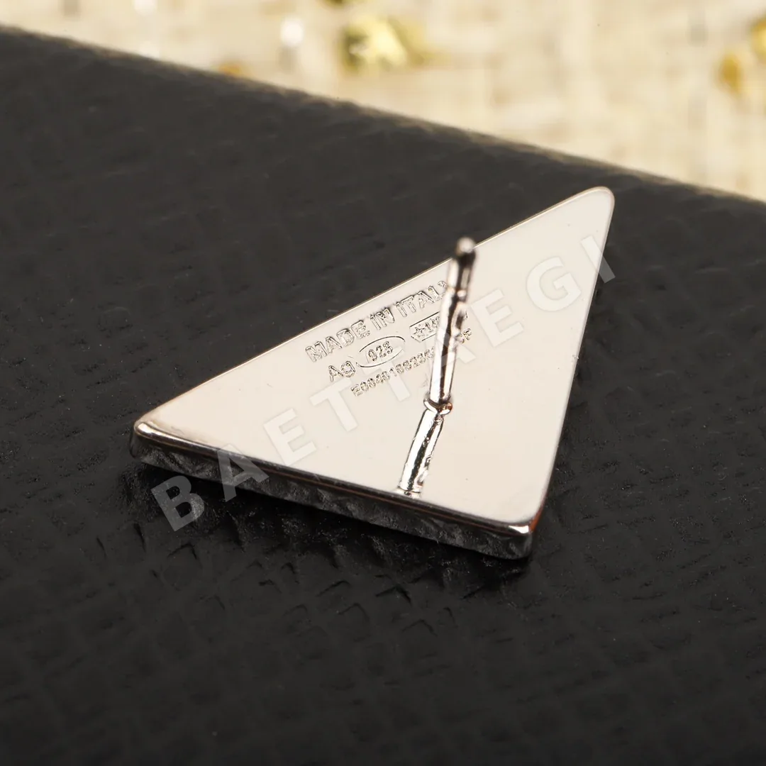 프라다 귀걸이 71487 Prada Earrings 상세 이미지 6