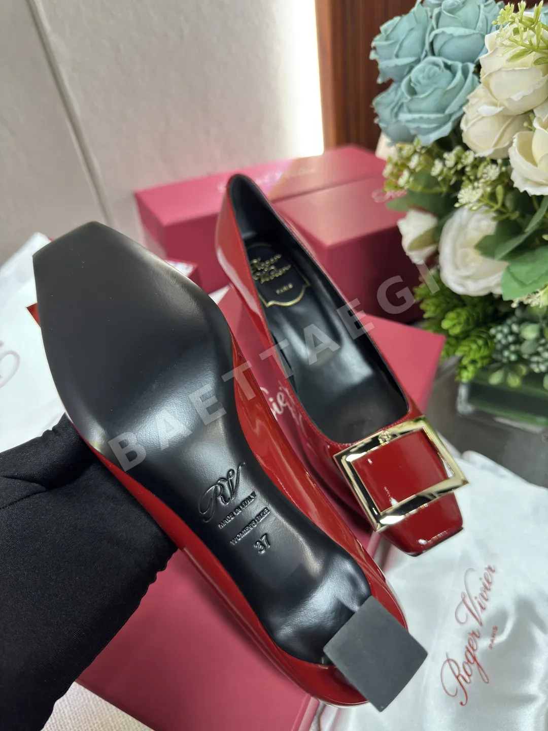 로저비비에 스퀘어 버클 로우컷 여성 신발 상세 이미지 7