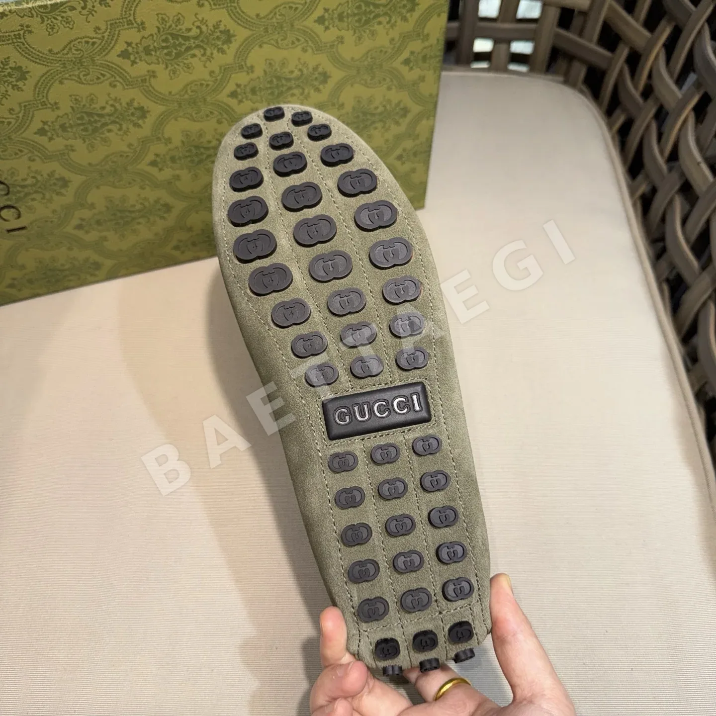 구찌 홀스빗 로퍼 남성 카우하이드 장식 상세 이미지 9