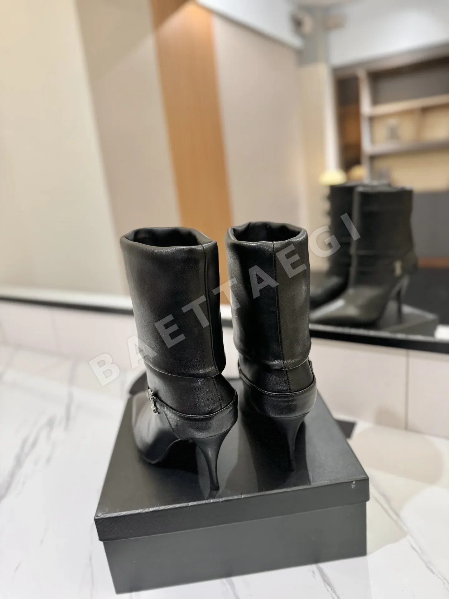 생로랑 YSL 앵클 부츠 9439 상세 이미지 6