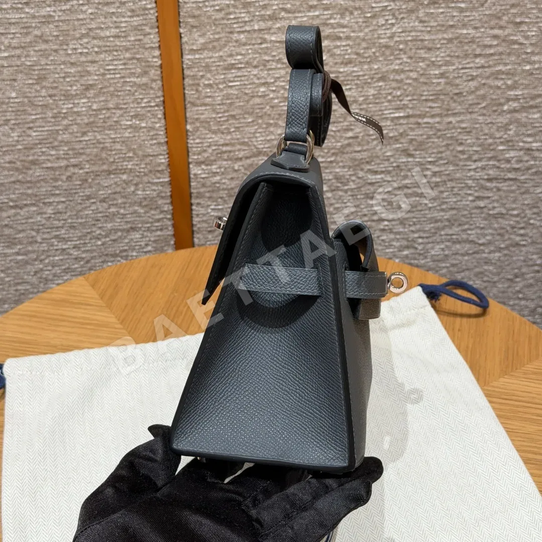 에르메스 켈리 더스티 그레이 소가죽 가방 상세 이미지 8
