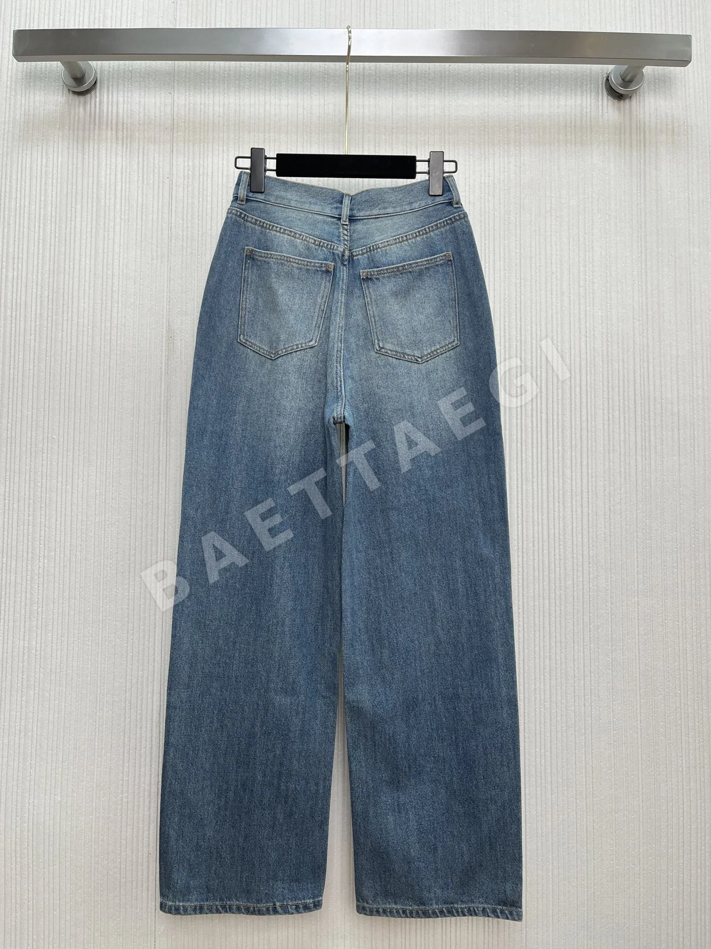 생로랑 스트레이트 레그 데님 바지 상세 이미지 8