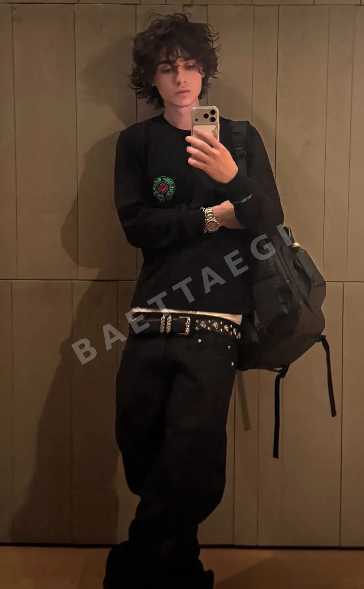 크롬하츠 형광 그린 말굽 프린트 남성 긴팔 티셔츠 상세 이미지 5