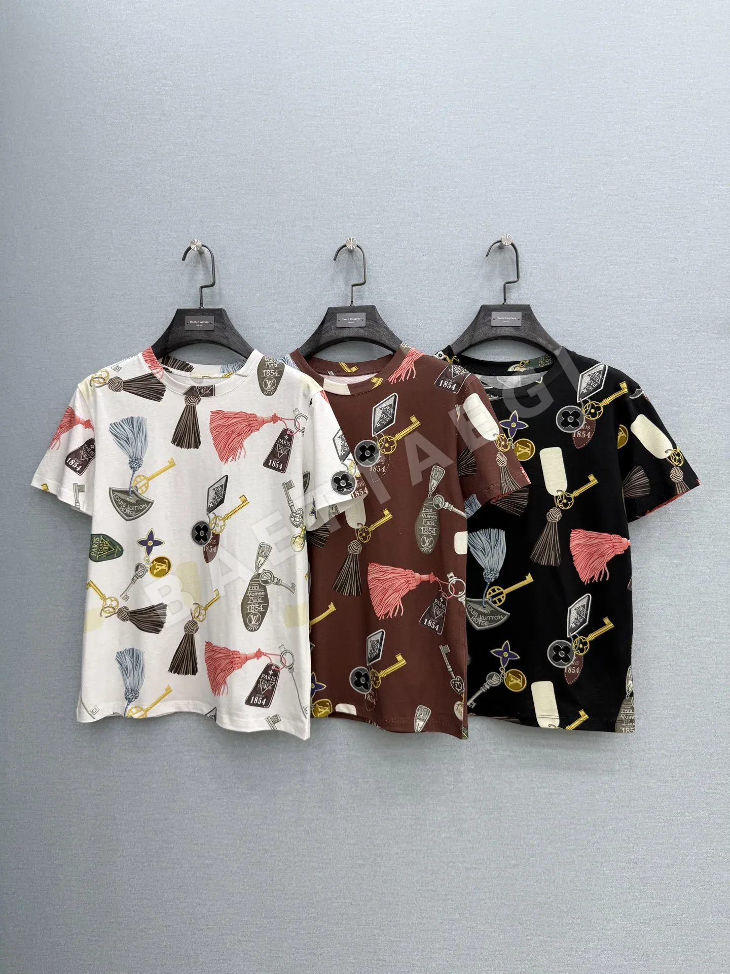 루이비통 여성 반팔 티셔츠 97132