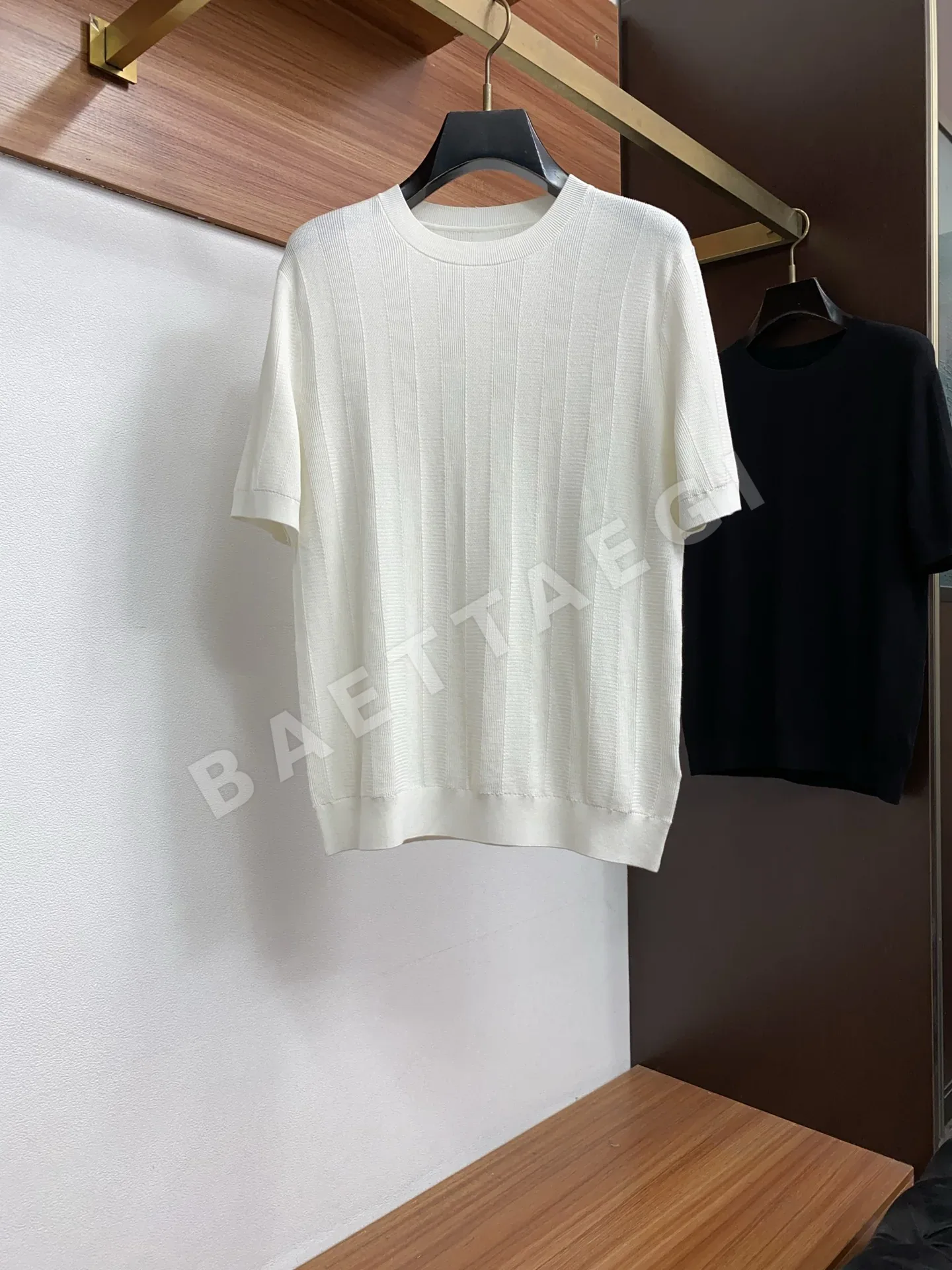 로로피아나 남성 크루넥 반팔 니트 티셔츠 131839
